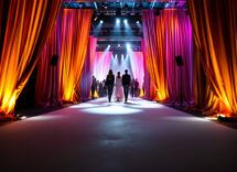 Modelli Versace alla Milano Fashion Week 2025/26